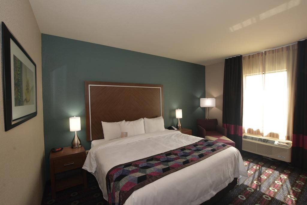 Comfort Inn & Suites Newcastle - Oklahoma City Phòng bức ảnh